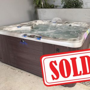 Pre-Owned 2015 Caldera Niagara